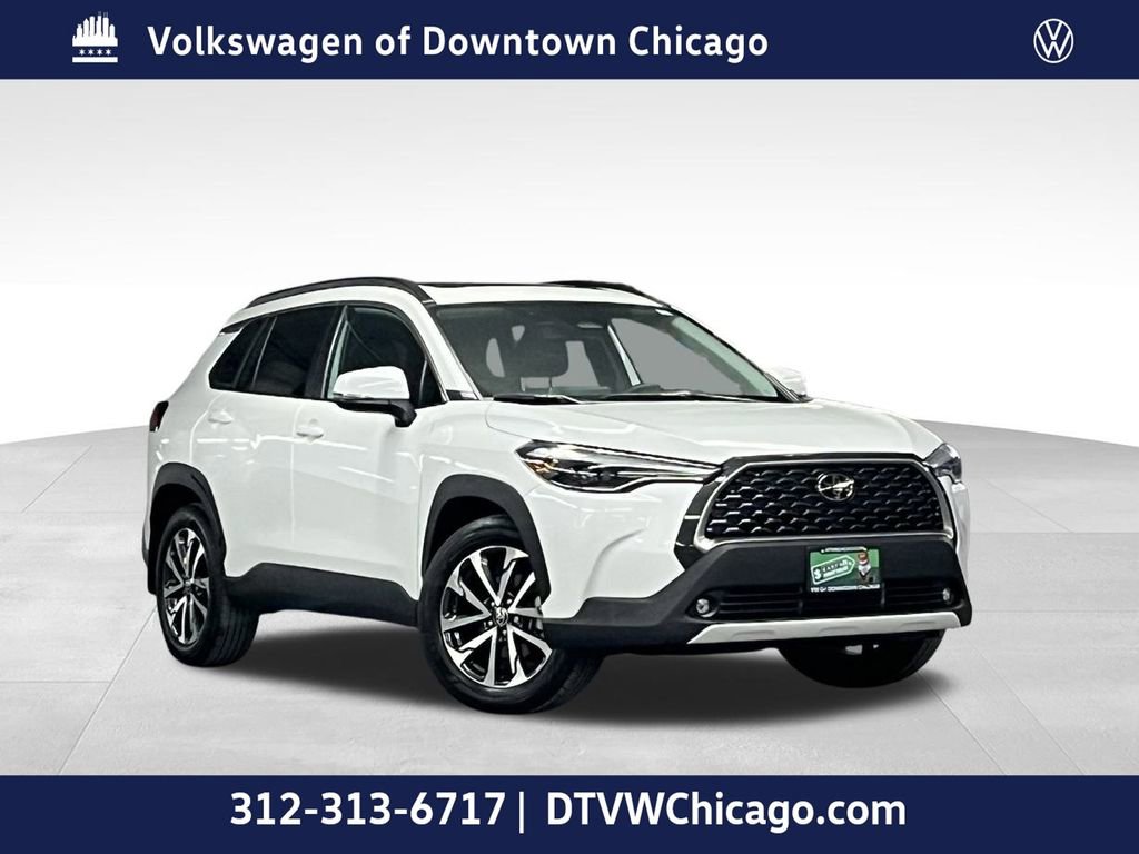 Used 2024 Toyota Corolla Cross XLE w/ Convenience Package image 1