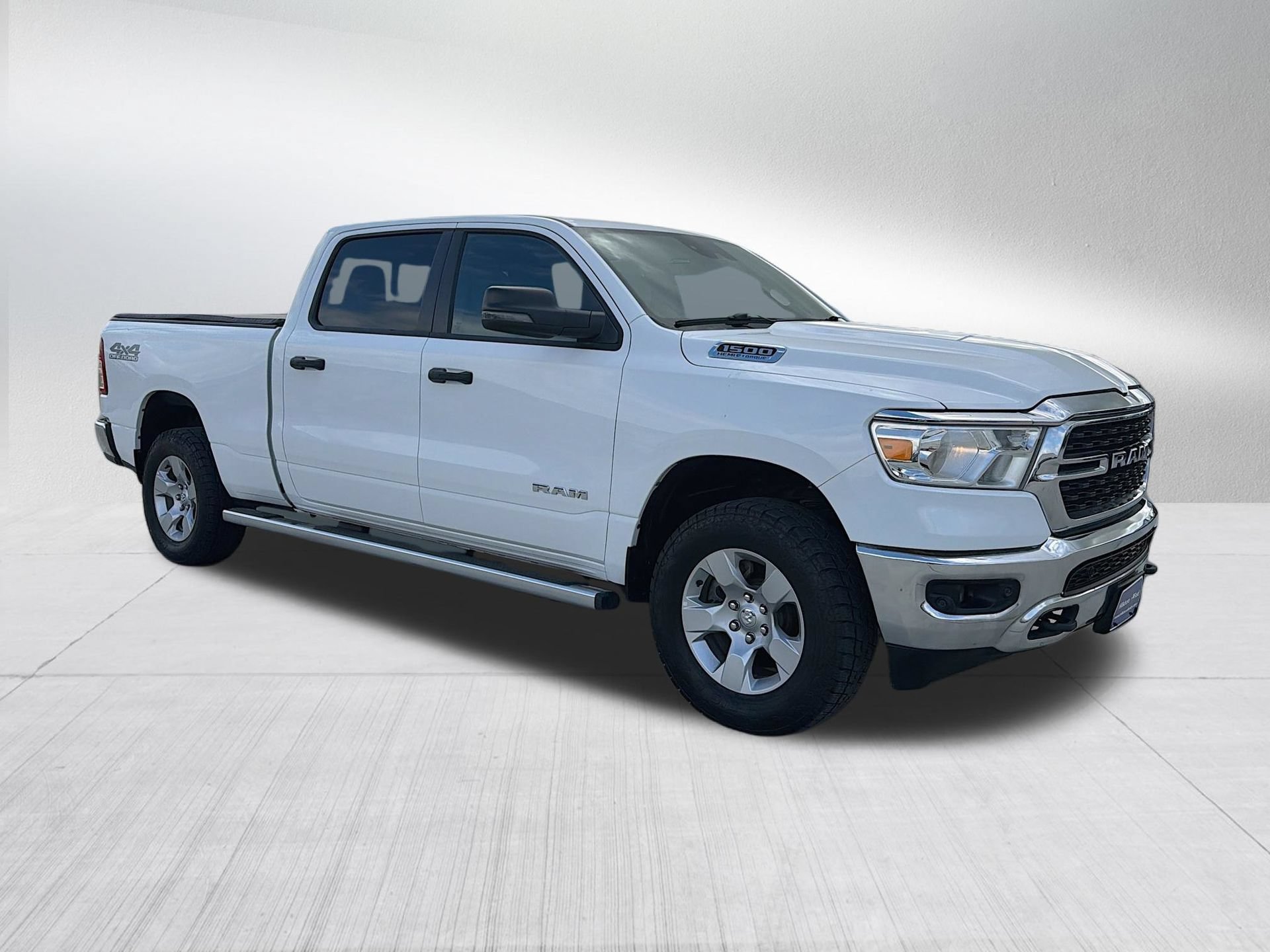 Used 2023 RAM 1500 Big Horn AWD/4WD image 4