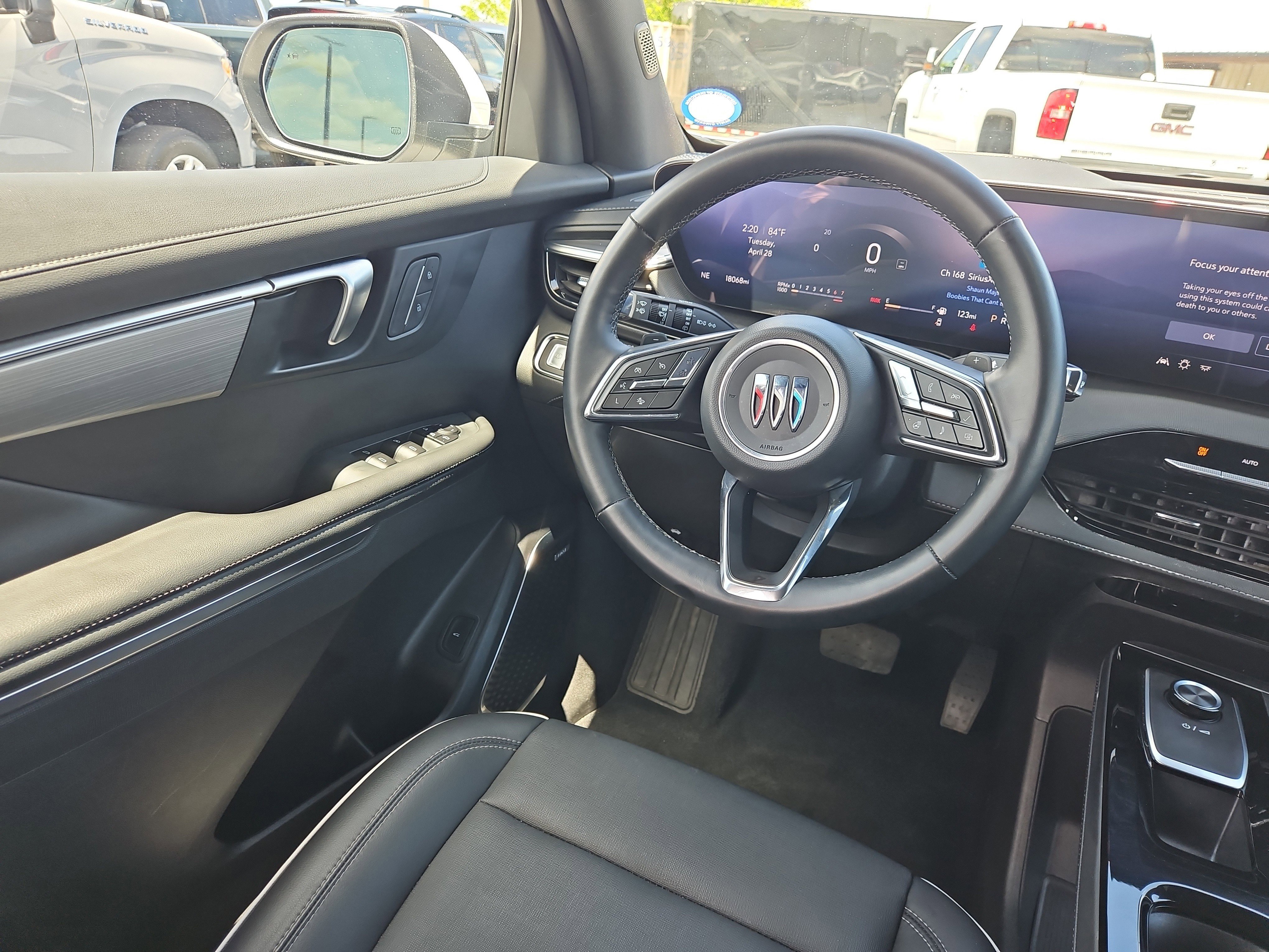 Used 2025 Buick Enclave Preferred FWD image 9
