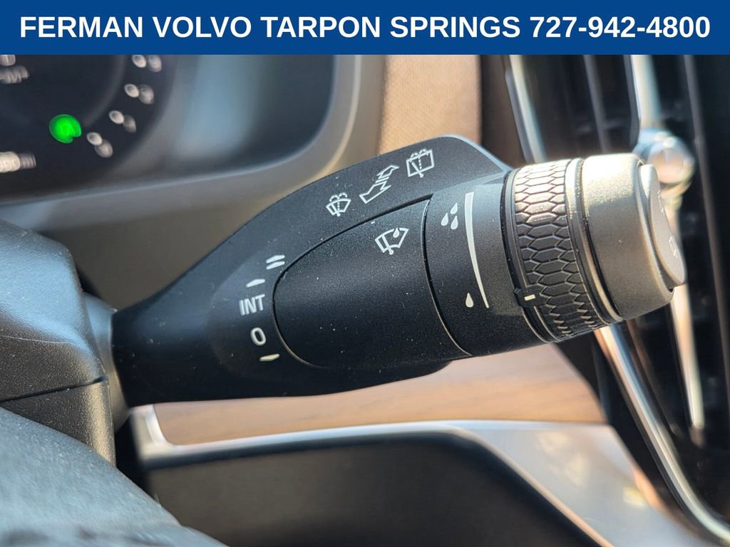 New 2026 Volvo XC90 B5 Plus w/ Protection Package Premier image 31