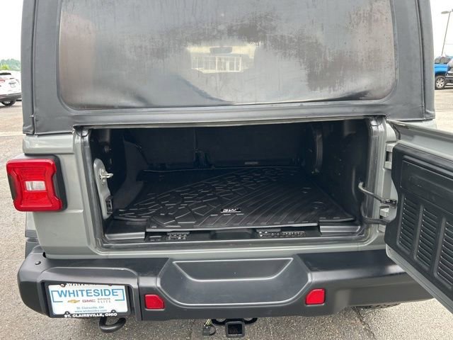 Used 2018 Jeep Wrangler Unlimited Rubicon w/ Uconnect 4C Nav & Sound Group AWD/4WD image 23