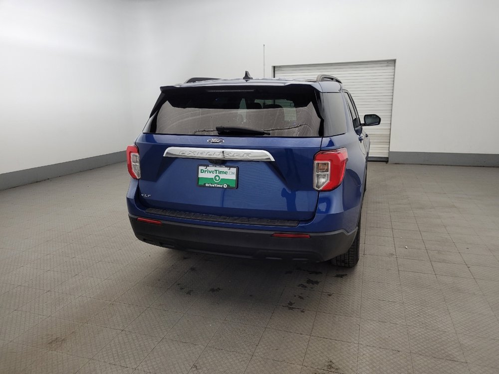 Used 2021 Ford Explorer XLT image 7