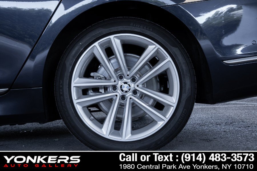 Used 2019 BMW 750i xDrive w/ Executive Package AWD/4WD image 20