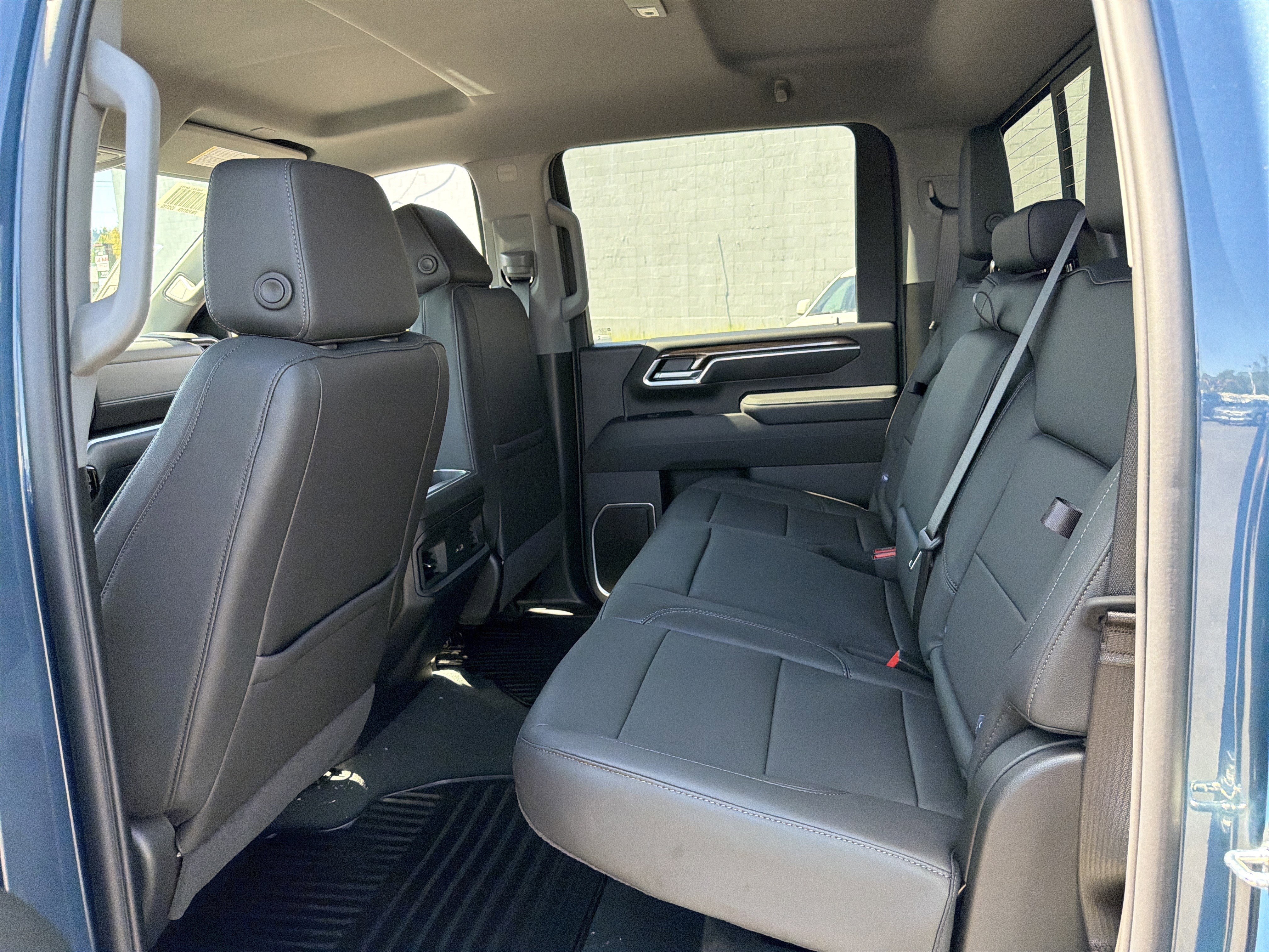 New 2026 Chevrolet Silverado 3500 LT w/ Trail Boss Package AWD/4WD image 11