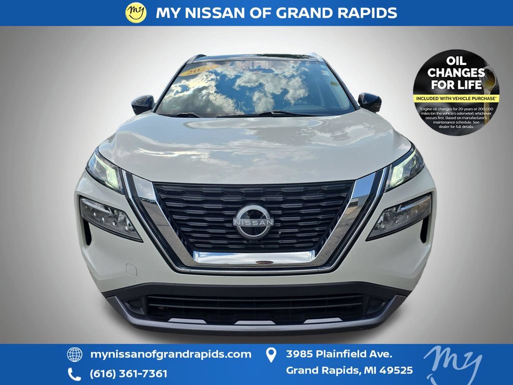 Used 2023 Nissan Rogue SL AWD/4WD image 3