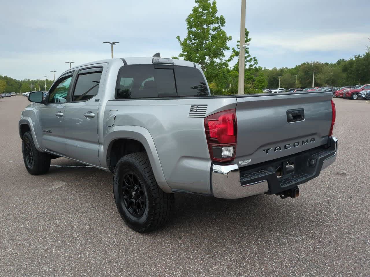 Used 2019 Toyota Tacoma SR5 RWD image 4