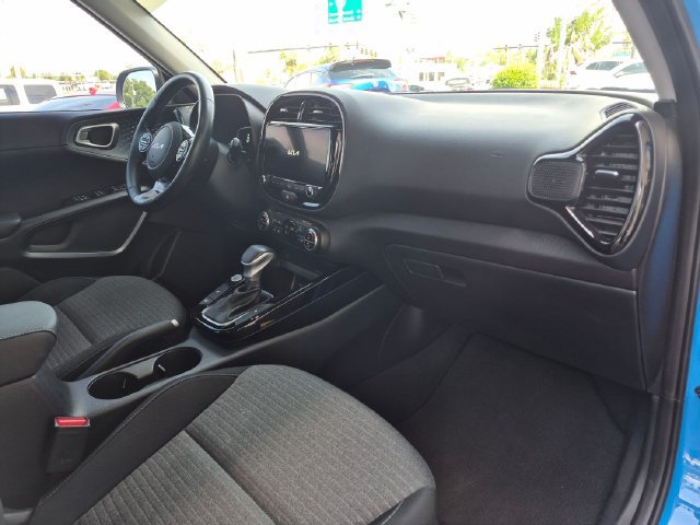 Used 2025 Kia Soul EX FWD image 26