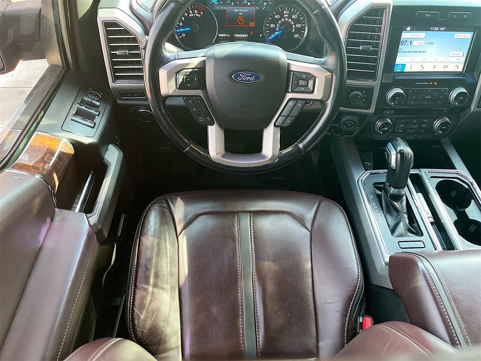 Used 2017 Ford F150 Platinum w/ Equipment Group 701A Luxury image 23