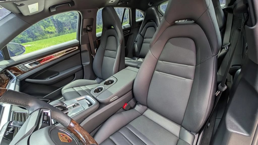 Used 2023 Porsche Panamera 4S AWD/4WD image 14
