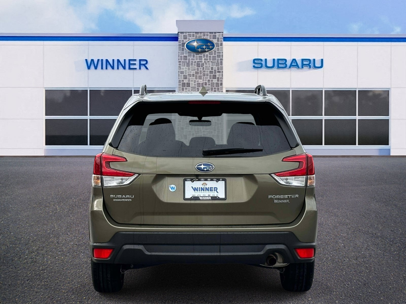 Used 2022 Subaru Forester Premium AWD/4WD image 5