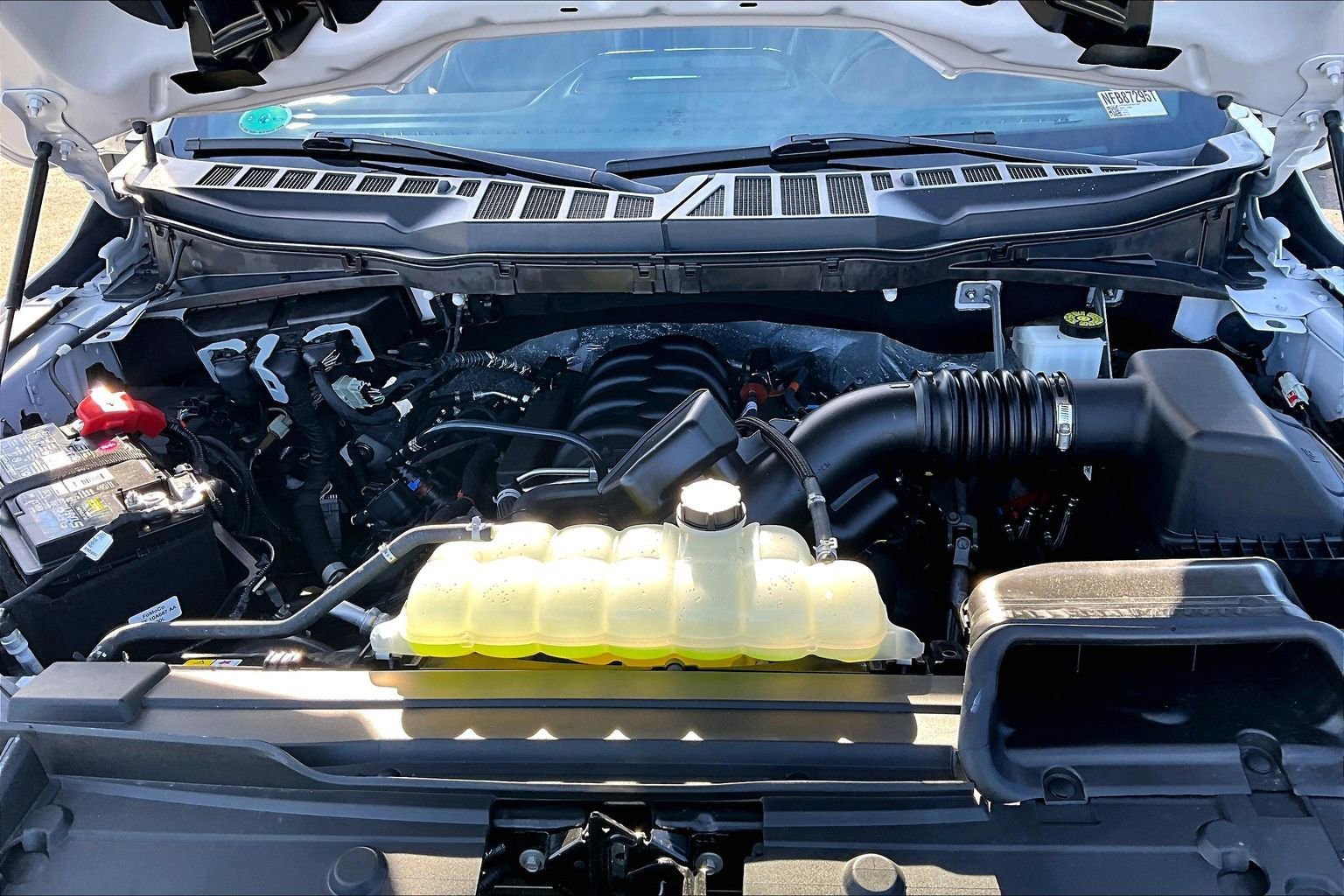 Used 2022 Ford F150 Lariat w/ Equipment Group 502A High image 29