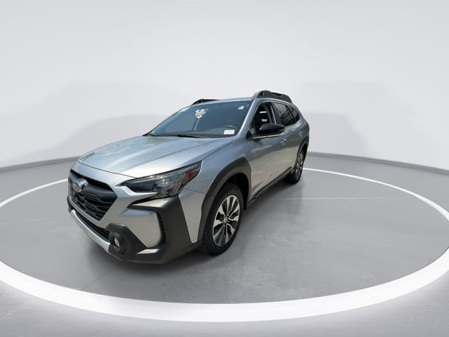 Certified 2025 Subaru Outback Limited AWD/4WD image 3