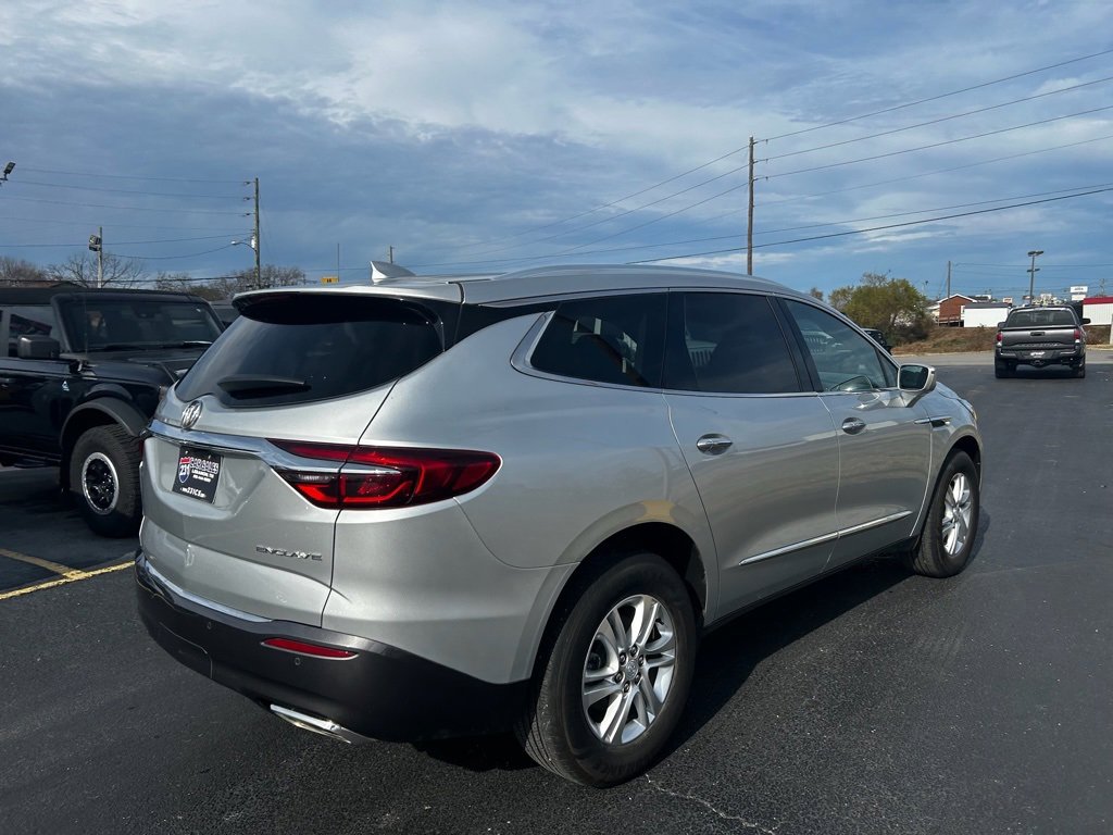 Used 2019 Buick Enclave Essence image 3