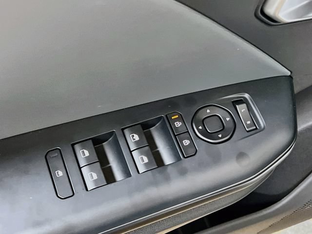 New 2026 Kia K4 FWD image 17