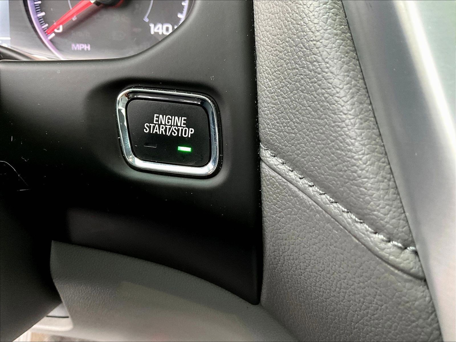 Used 2018 GMC Acadia SLE w/ Driver Alert Package I FWD image 15
