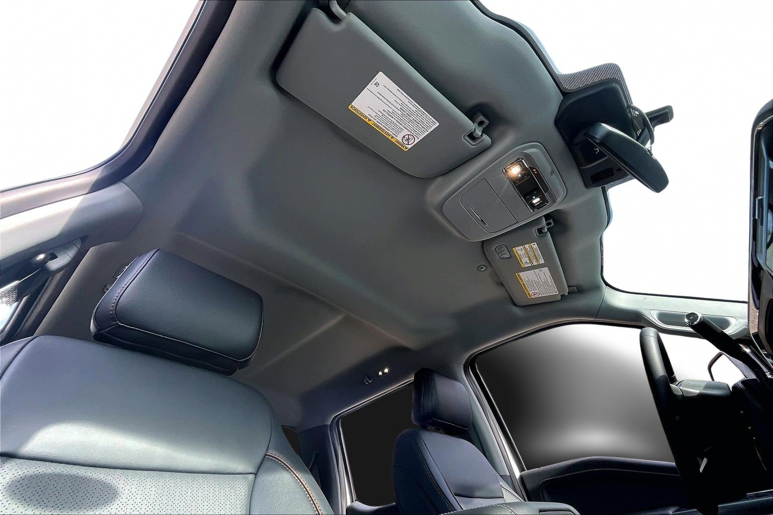 New 2026 Ford F350 Lariat w/ Black Appearance Package image 27