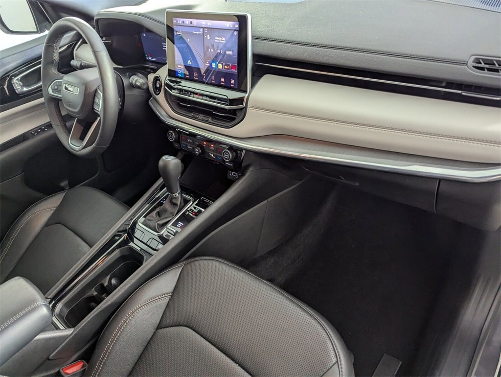 Certified 2024 Jeep Compass Limited w/ Elite Group image 34