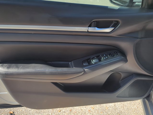 Used 2022 Nissan Altima 2.5 SV image 10