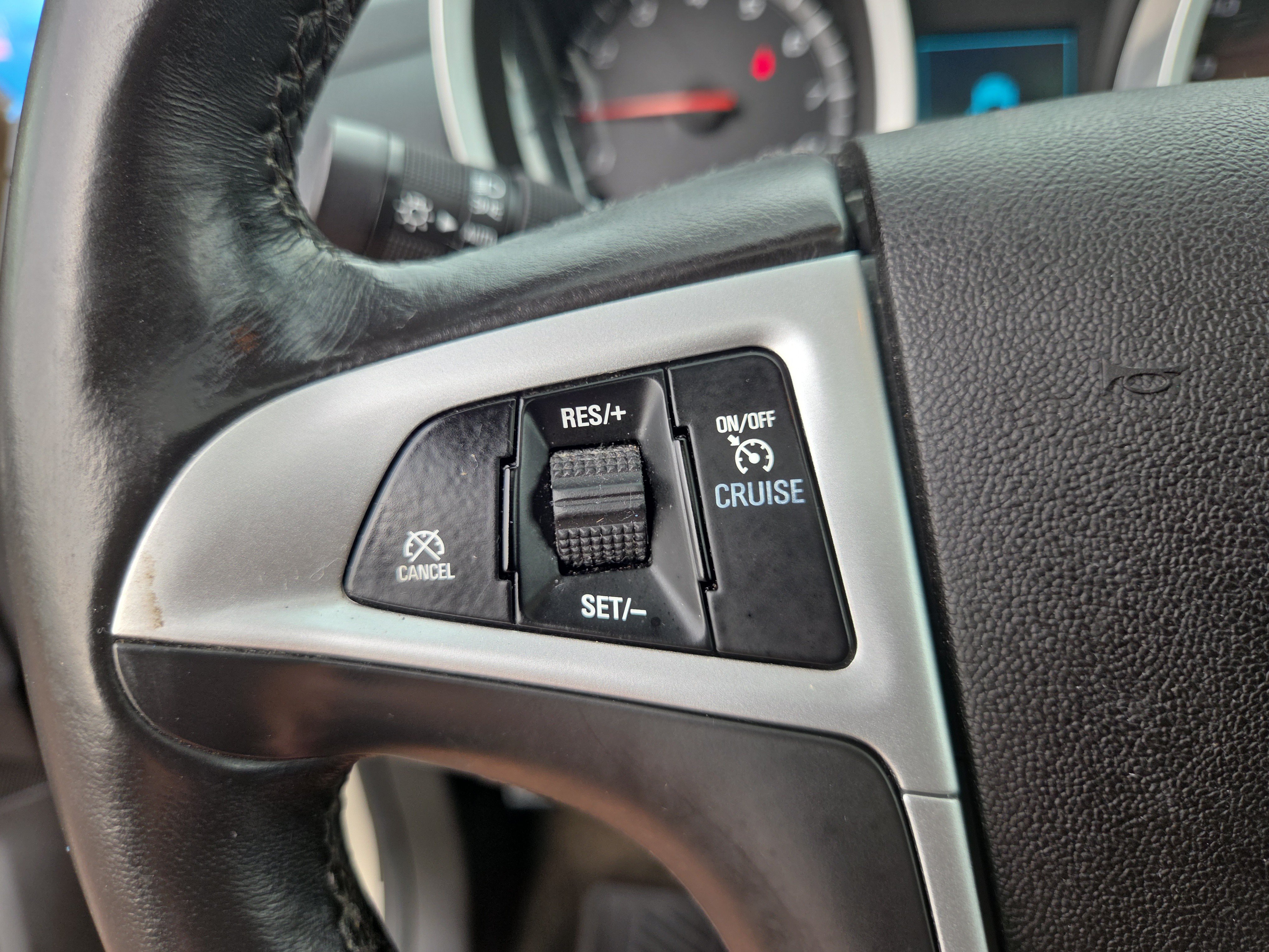 Used 2015 Chevrolet Equinox LT AWD/4WD image 26