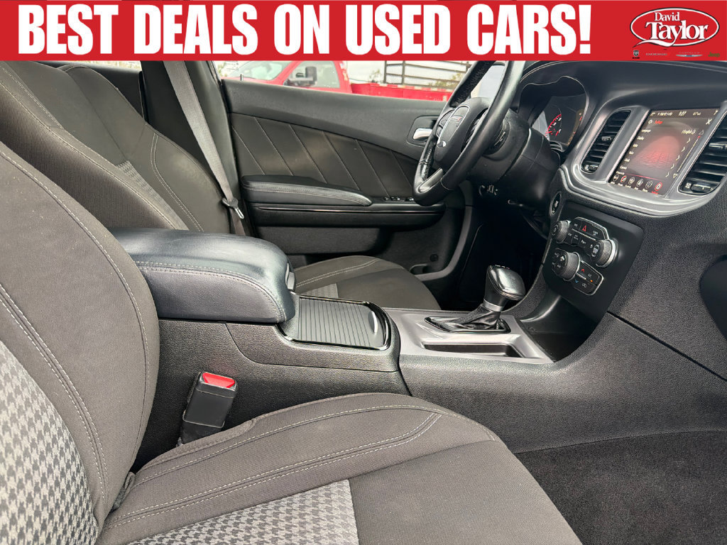 Used 2023 Dodge Charger SXT w/ Blacktop Package AWD/4WD image 26