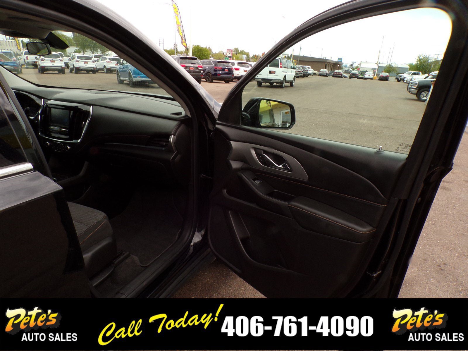 Used 2019 Chevrolet Traverse LS AWD/4WD image 18
