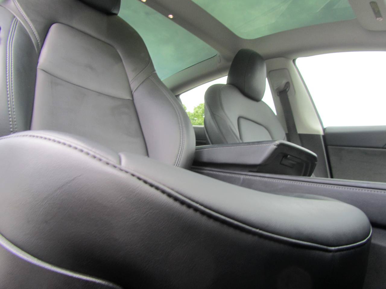 Used 2022 Tesla Model 3 Performance AWD/4WD image 22