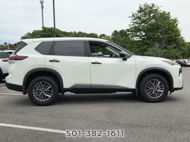 Used 2026 Nissan Rogue S FWD image 4