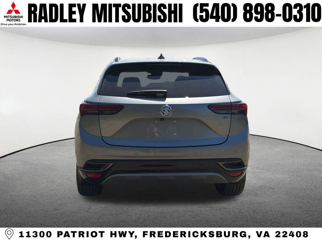 Used 2023 Buick Envision Essence w/ Sport Touring Package image 17