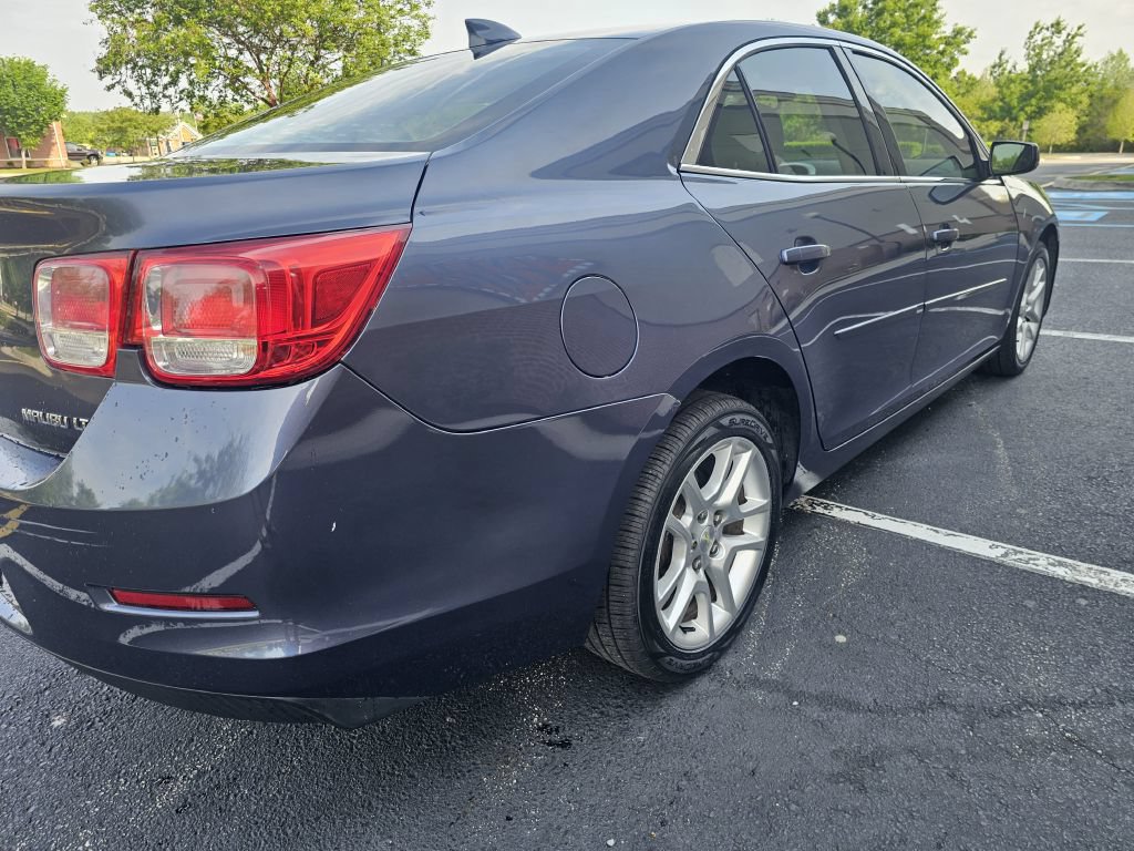Used 2015 Chevrolet Malibu LT w/ Power Convenience Package FWD image 6