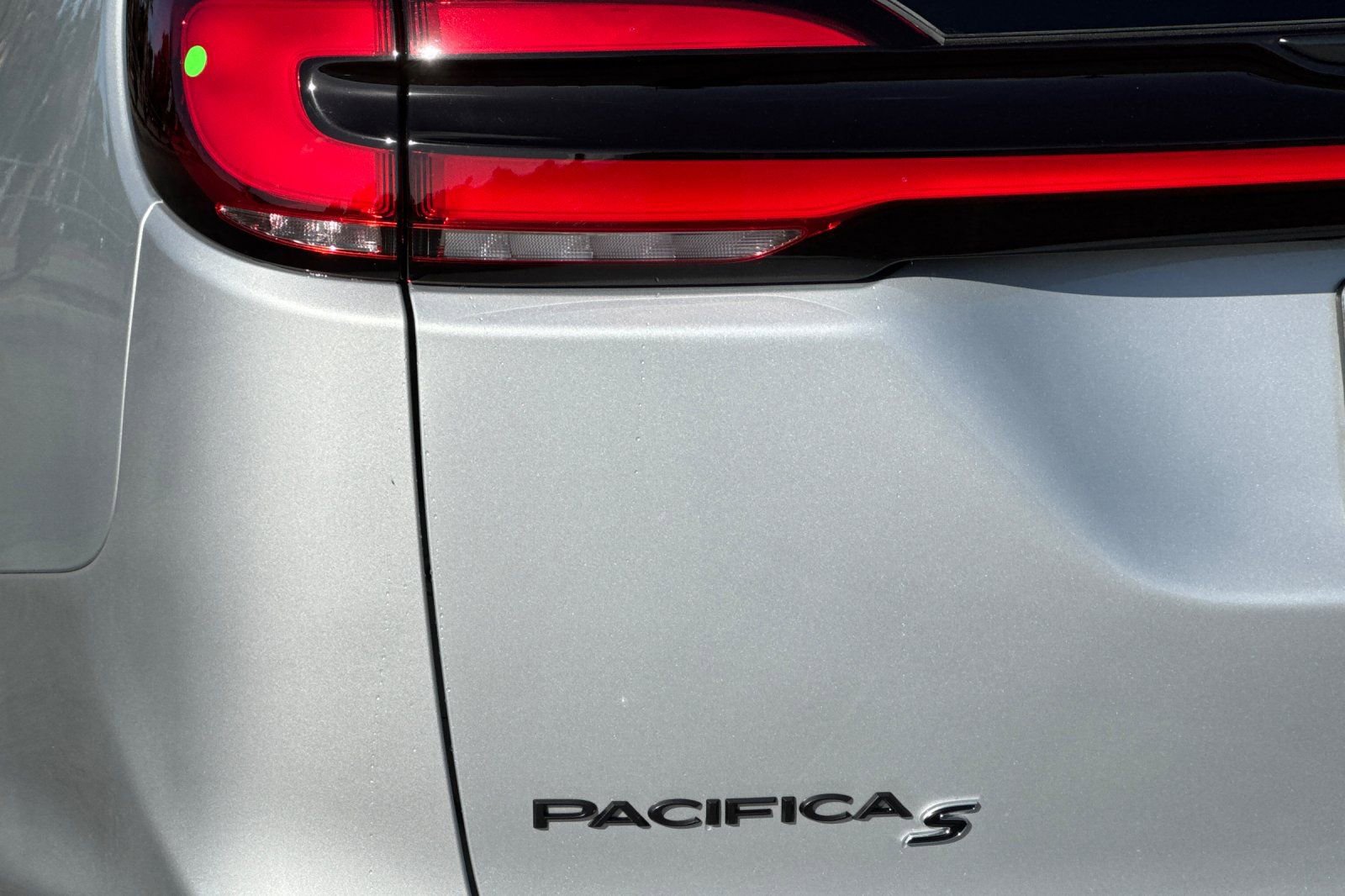 New 2026 Chrysler Pacifica Select w/ S Appearance Package image 26