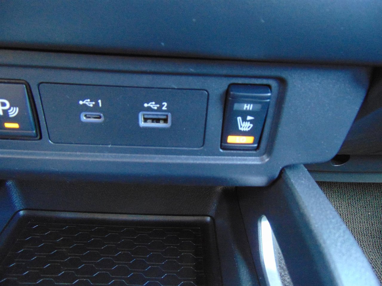 Used 2023 Nissan Frontier SV w/ SV Convenience Package image 29