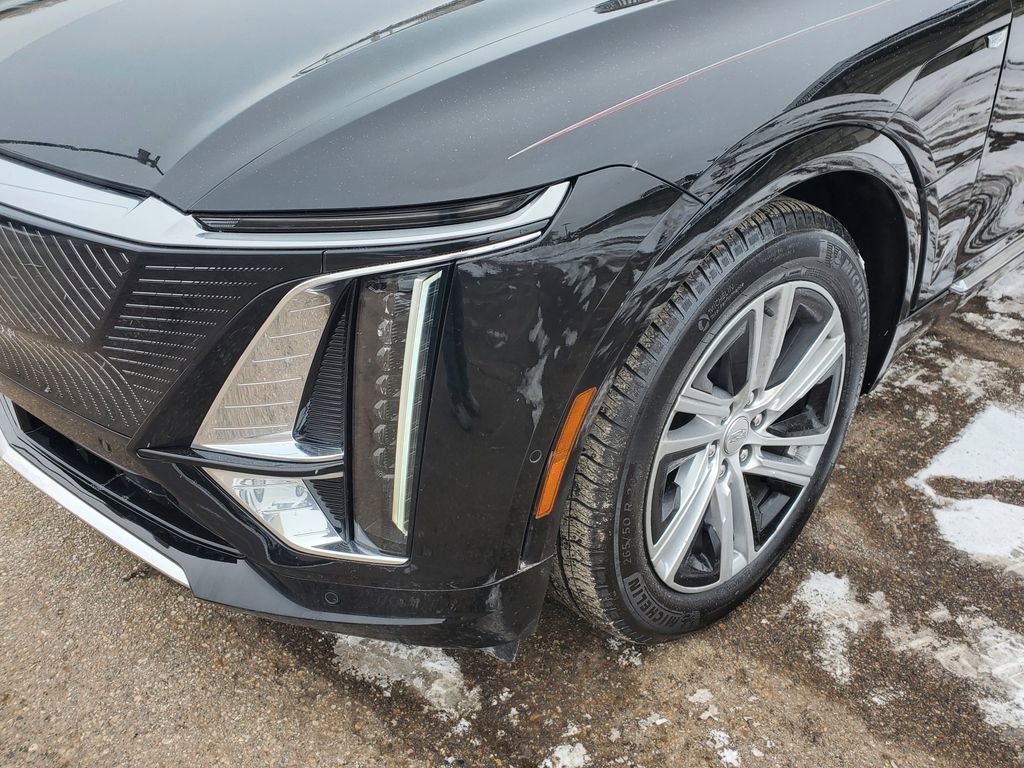 Used 2024 Cadillac Lyriq Tech w/ Driver Assist Package image 11