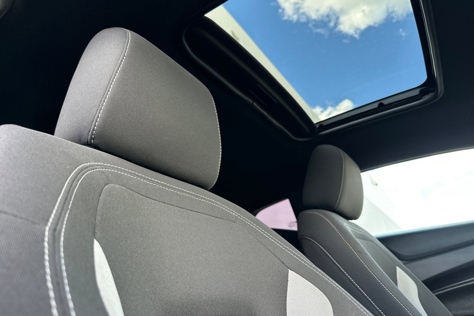 Used 2020 Chevrolet Camaro LT w/ RS Package RWD image 19