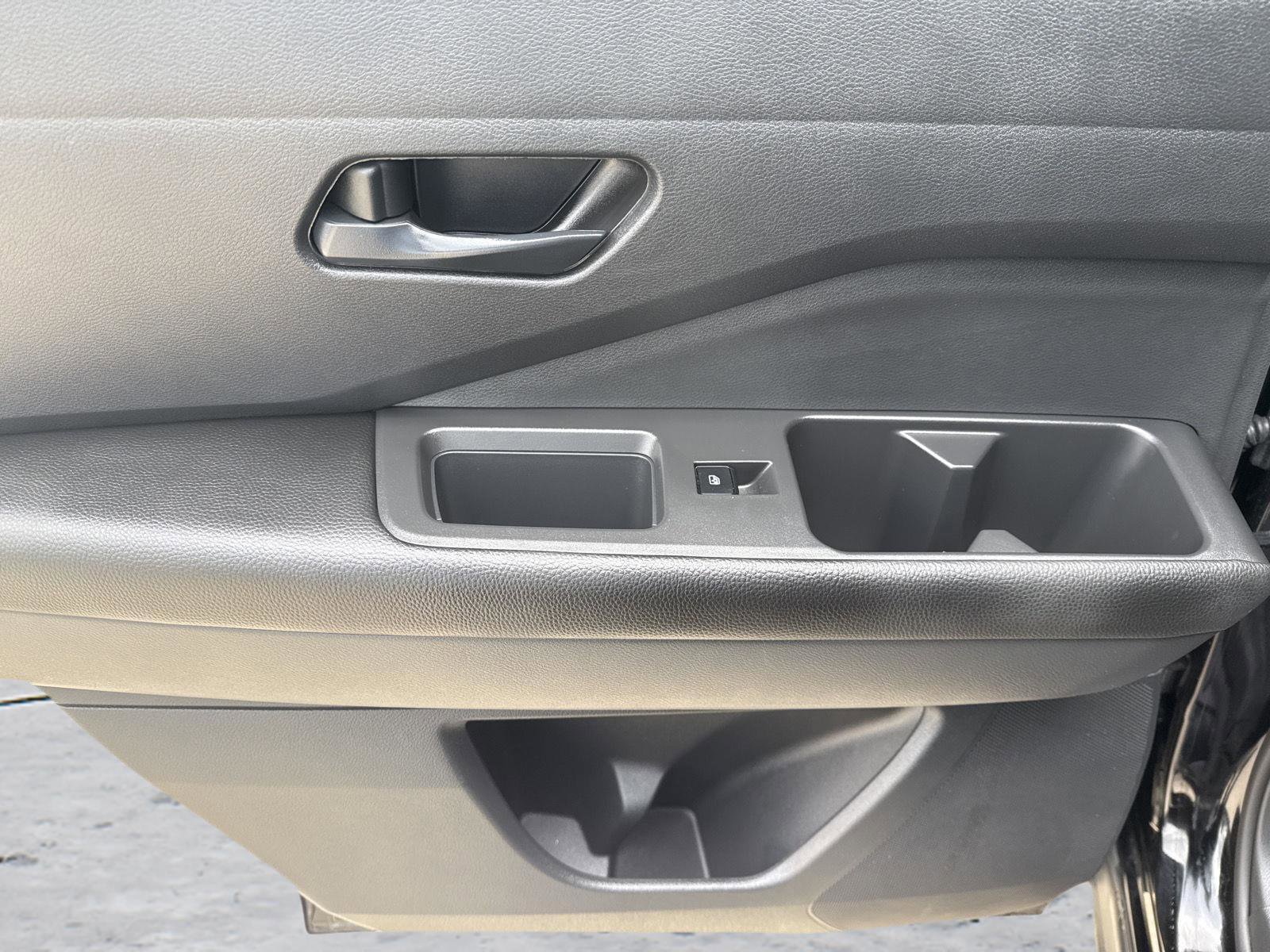 Used 2024 Nissan Pathfinder Rock Creek AWD/4WD image 19