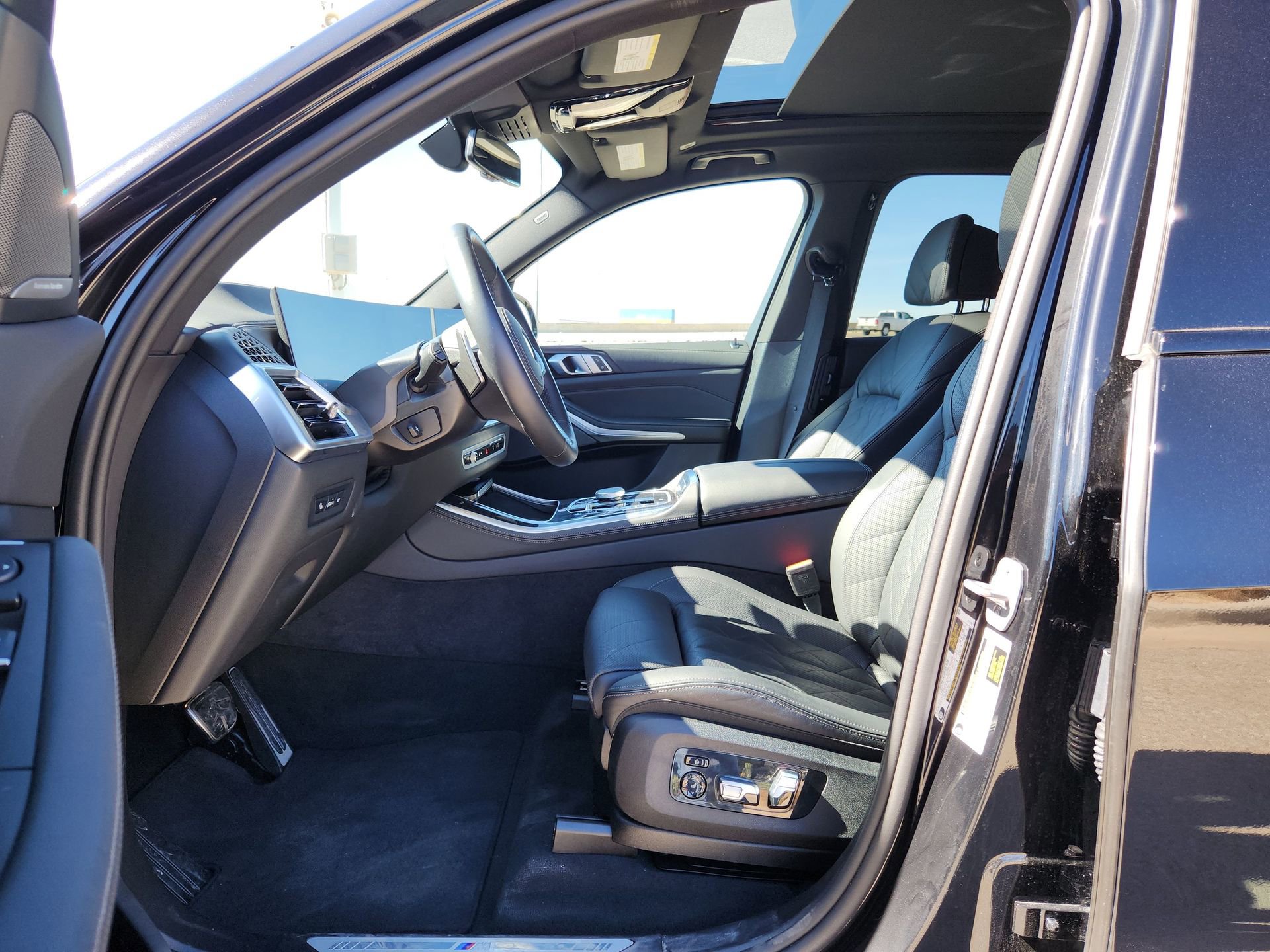 Used 2026 BMW X5 sDrive40i RWD image 16