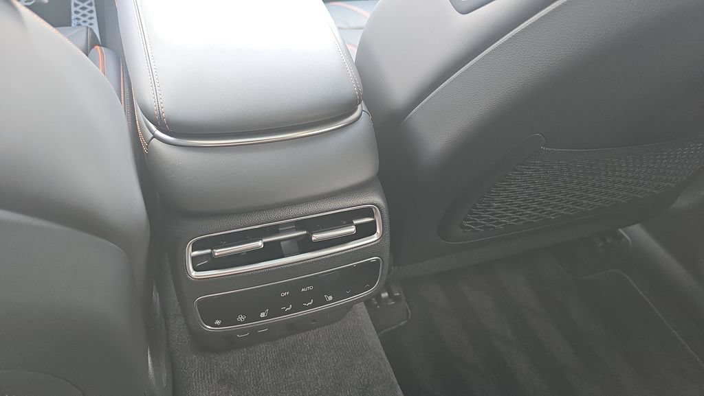 New 2026 Genesis GV70 3.5T Sport Prestige AWD/4WD image 10