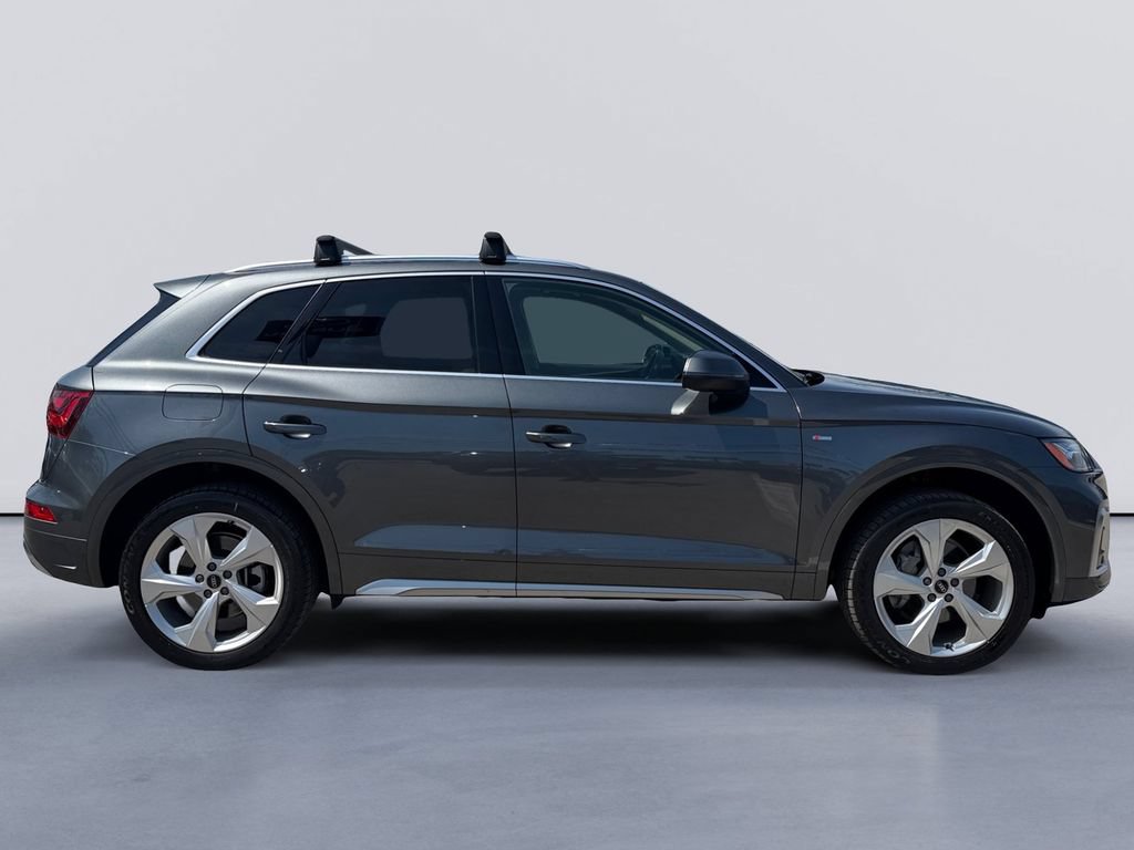 Used 2024 Audi Q5 2.0T Premium Plus AWD/4WD image 2