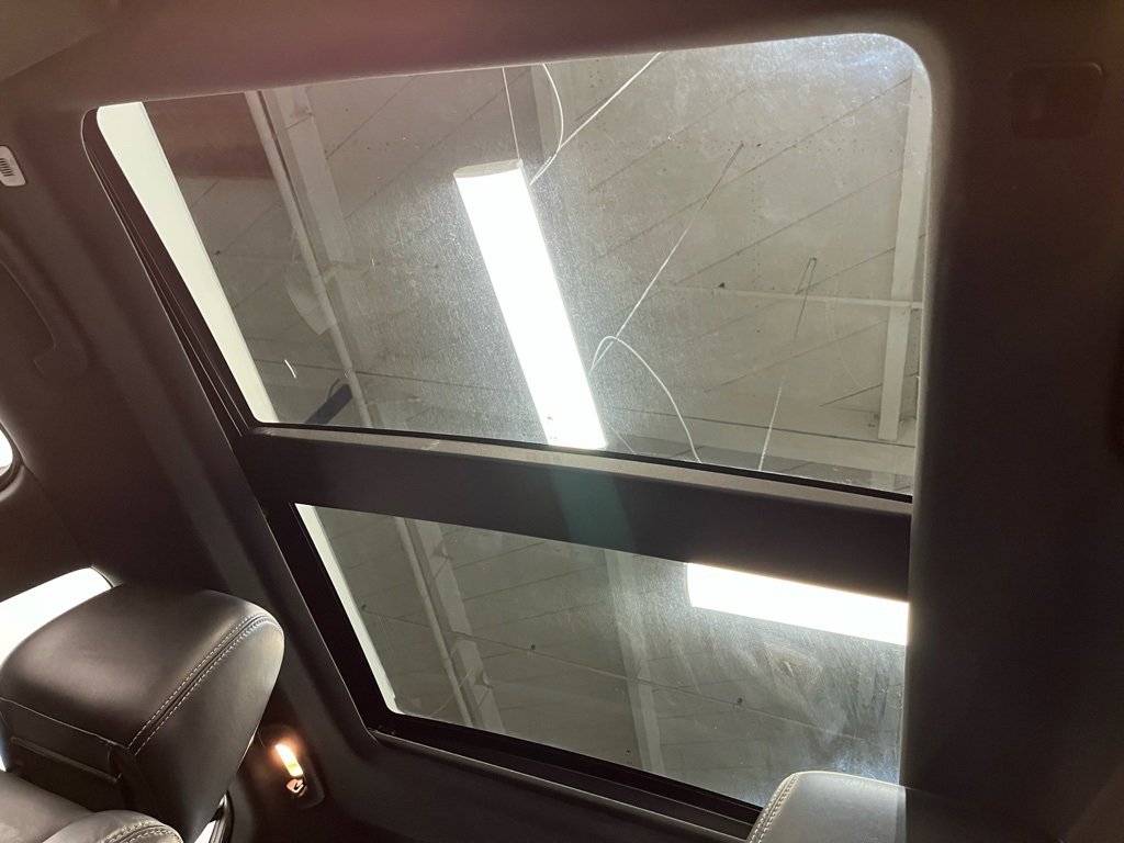 Used 2022 Chrysler 300 S image 10