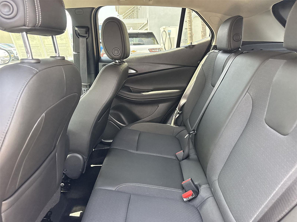 Used 2025 Buick Encore GX Preferred FWD image 21
