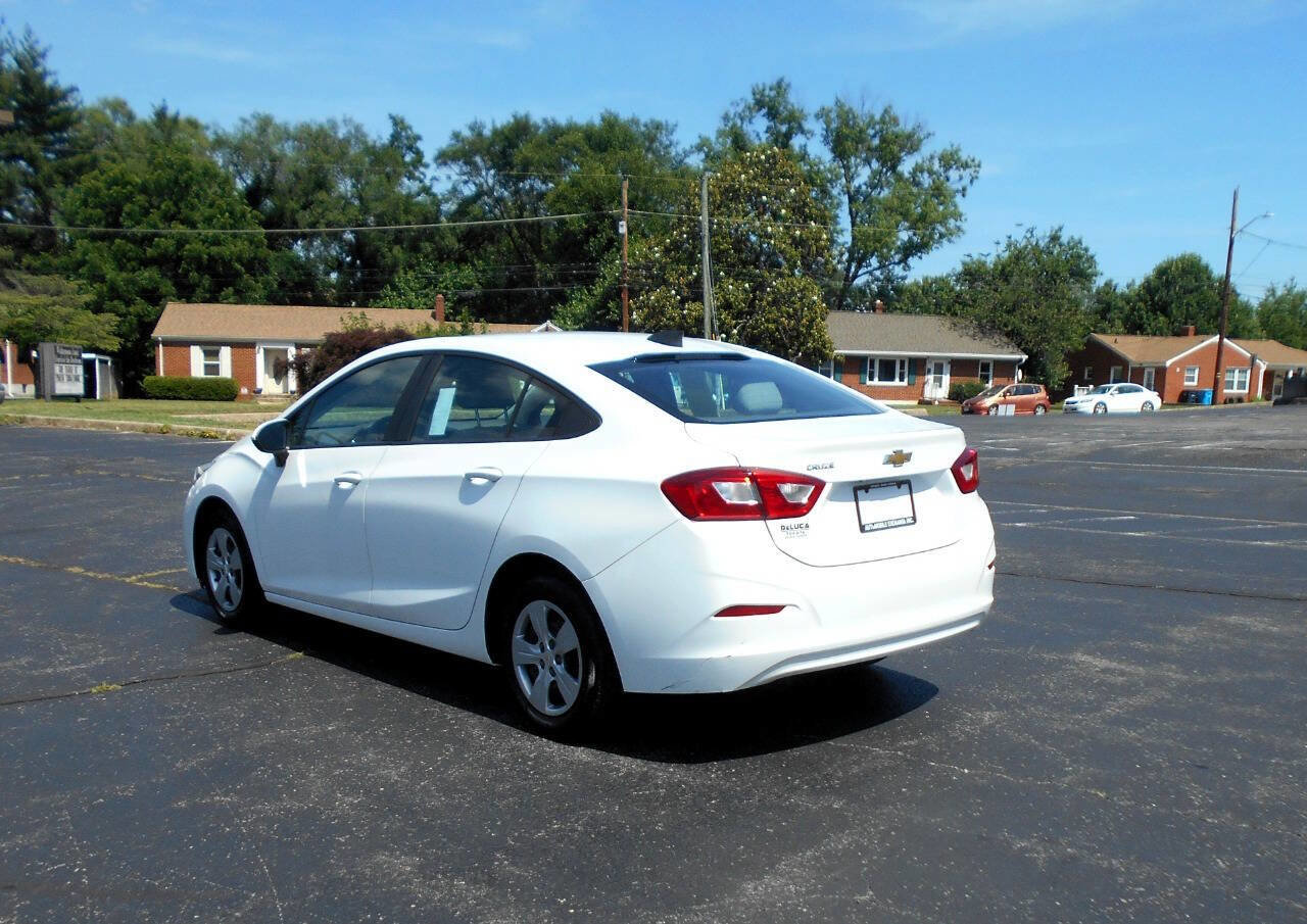 Used 2018 Chevrolet Cruze LS FWD image 8