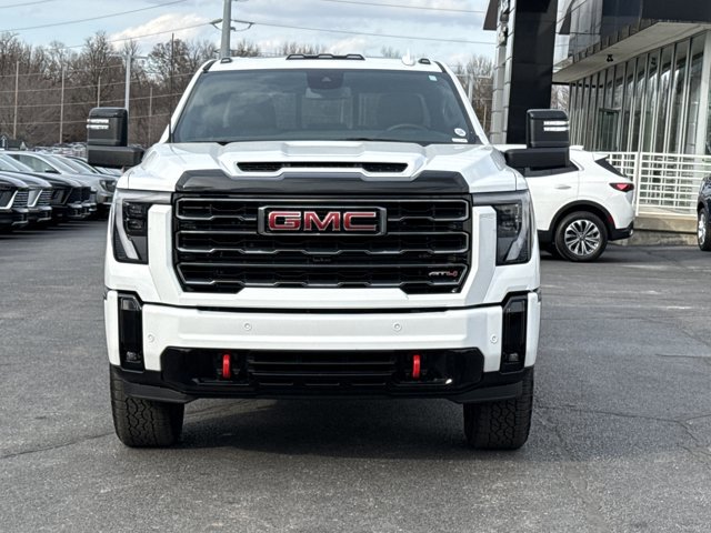 Used 2025 GMC Sierra 3500 AT4 w/ AT4 Preferred Package image 15