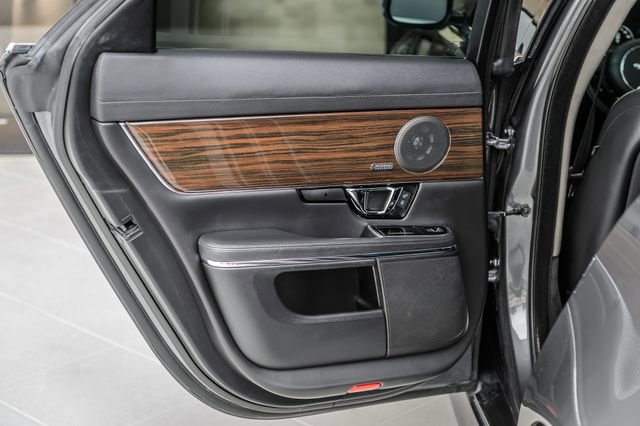 Used 2019 Jaguar XJ R-Sport image 52