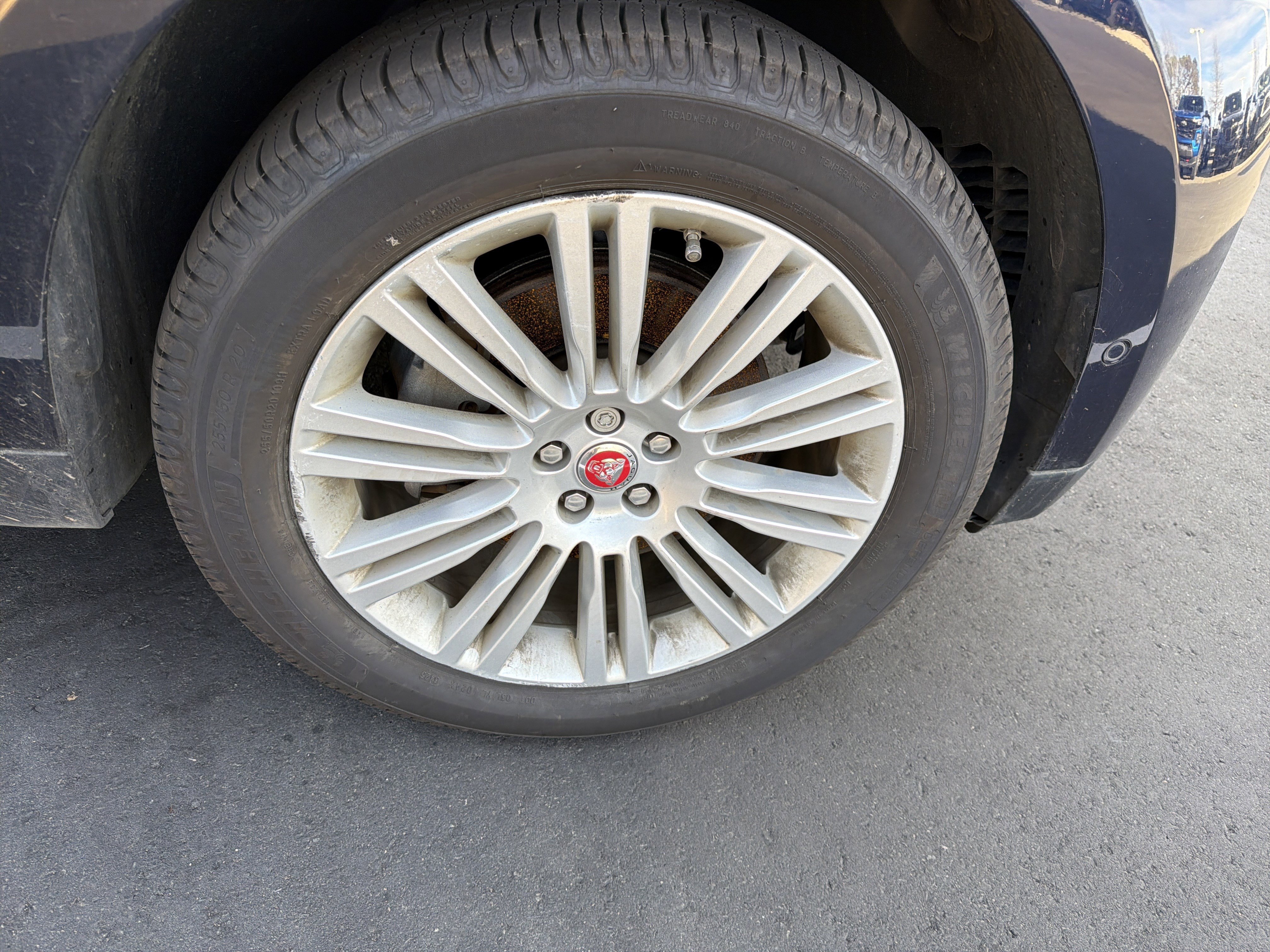 Used 2019 Jaguar F-PACE Portfolio image 13