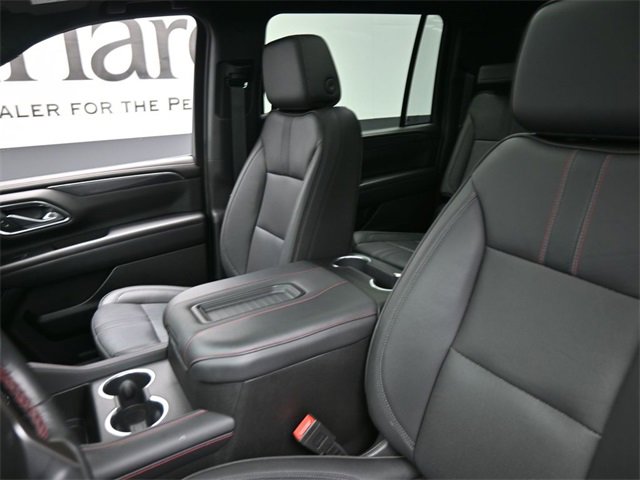 Used 2024 Chevrolet Suburban RST w/ Luxury Package image 16