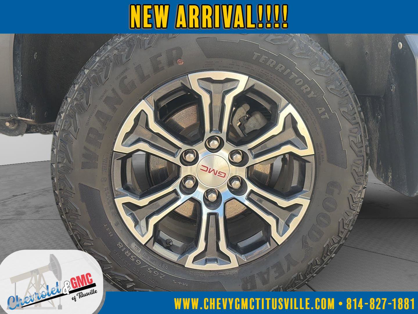 Used 2024 GMC Canyon AT4 w/ Canyon Safety Plus Package AWD/4WD image 9