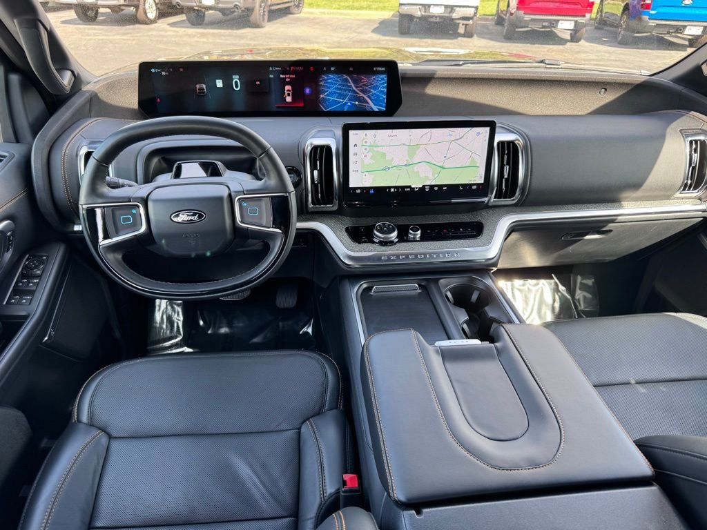Used 2025 Ford Expedition Tremor image 6