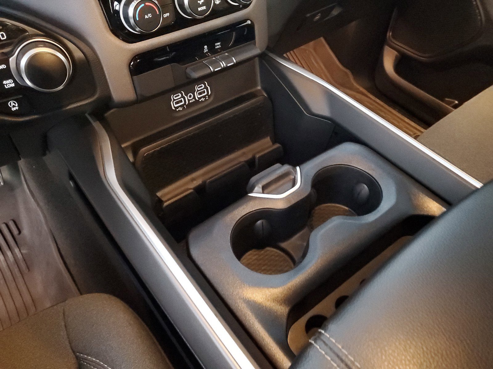 Certified 2022 RAM 1500 Big Horn image 28