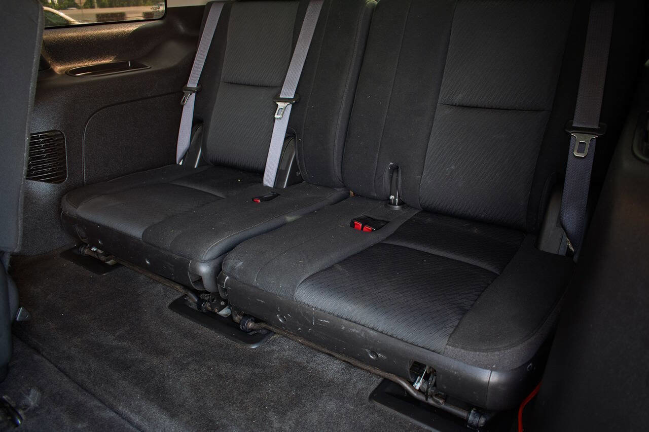 Used 2011 Chevrolet Tahoe LS RWD image 34