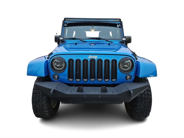 Used 2015 Jeep Wrangler Unlimited Sahara w/ Connectivity Group image 13