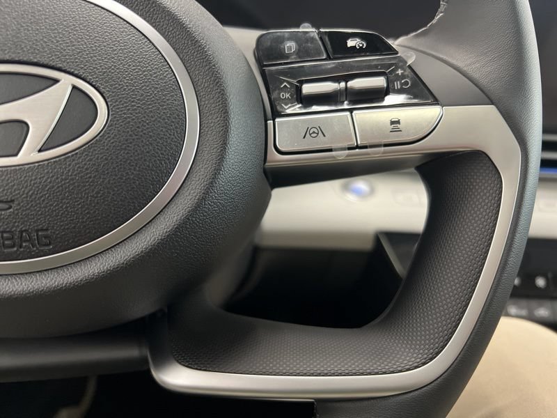 New 2026 Hyundai Elantra Limited FWD image 23